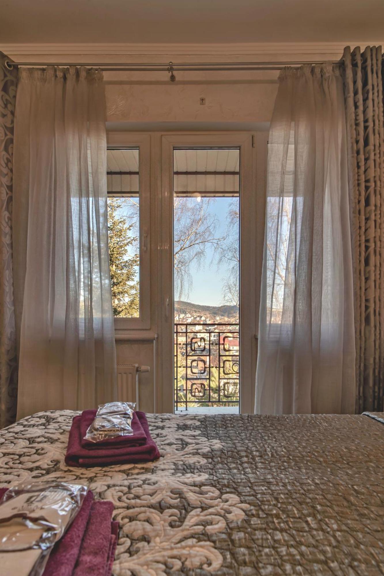 Favar Carpathians Skhidnytsia Exterior foto